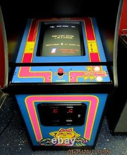 Arcade Machine, -Coin Operated, -Amusement, - Bally Midway, -, Ms Pacman-, New Cabinet