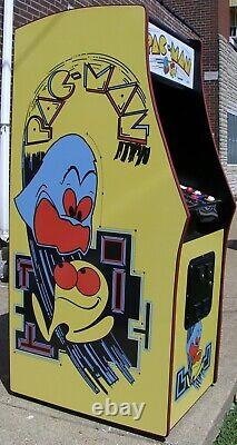 Pacman Arcade Game, Lots Of New Parts, Sharp with 60 games -Free shipping